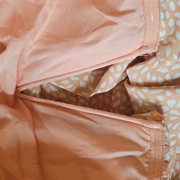 Pink Lily Following A Daydream Shorts Romper Large - Picture 6 of 6